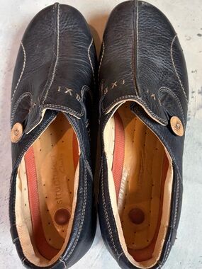 Women’s Unstructured Clark’s Shoes